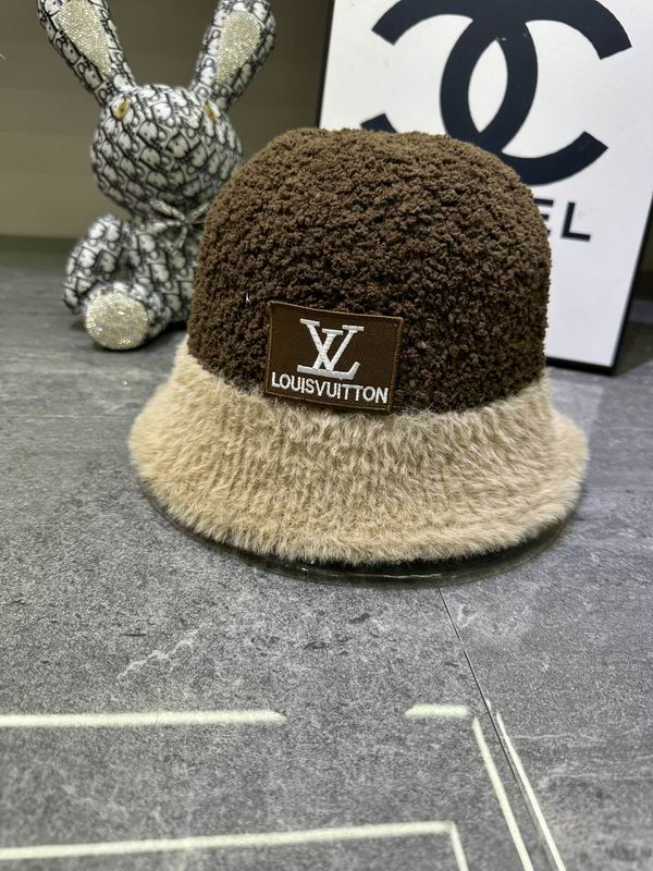 LV Hat dx (303)