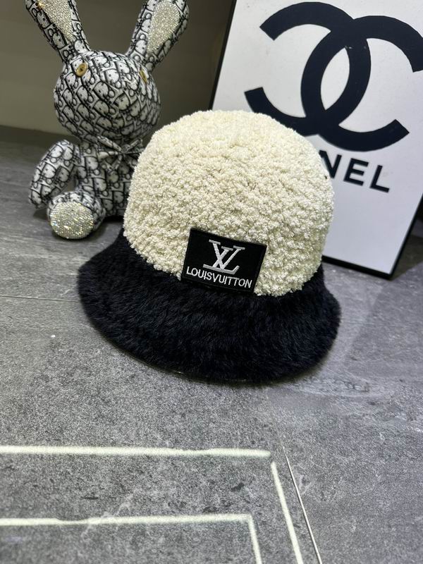 LV Hat dx (315)