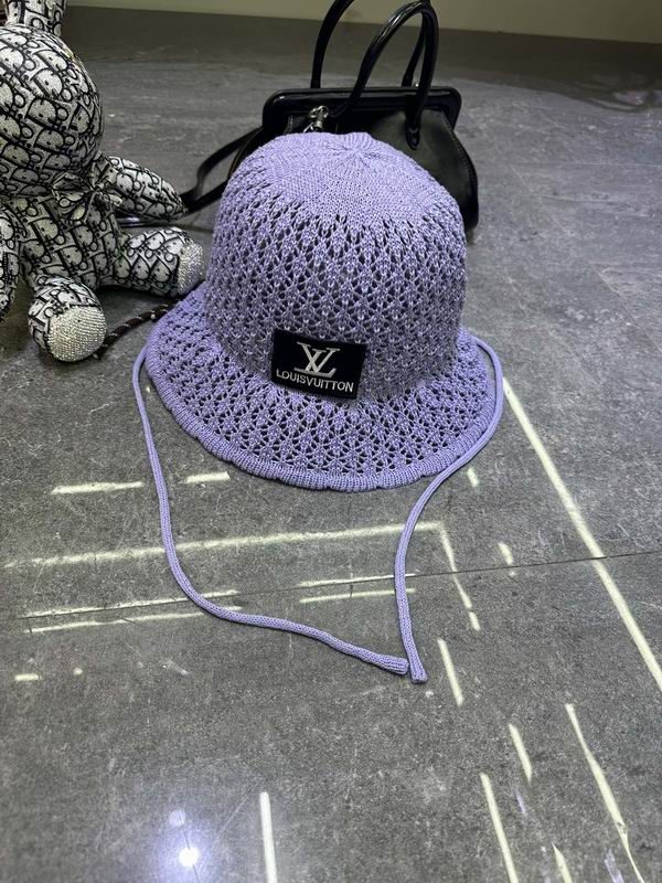 LV Hat dx (424)