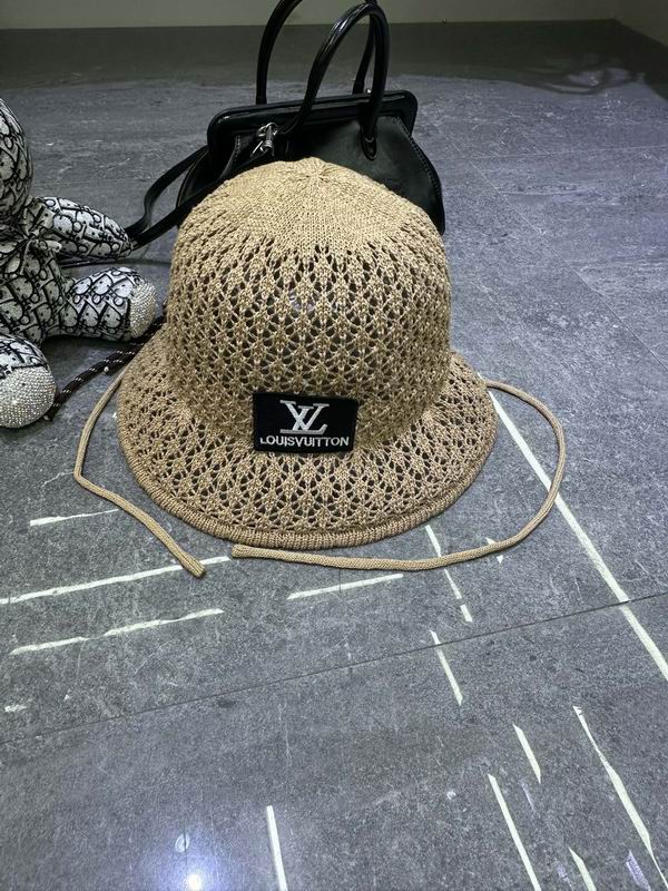 LV Hat dx (425)