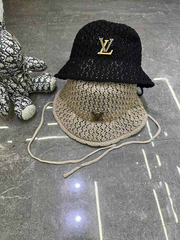 LV Hat dx (438)