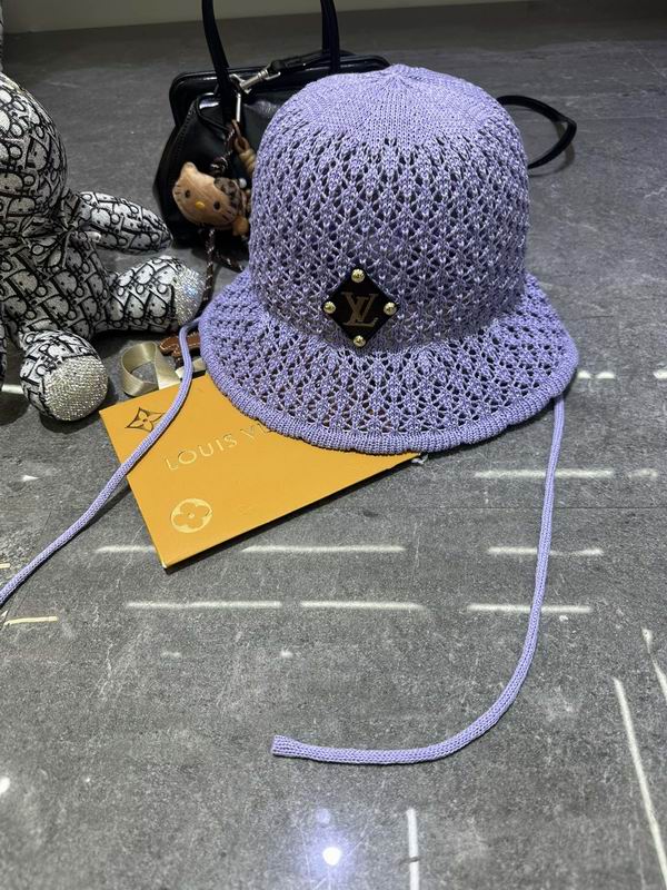 LV Hat dx (454)