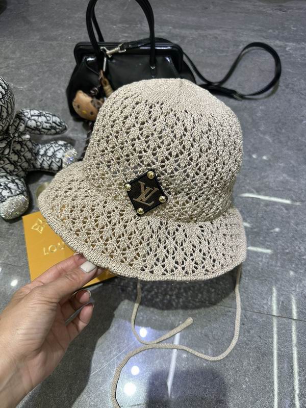 LV Hat dx (455)