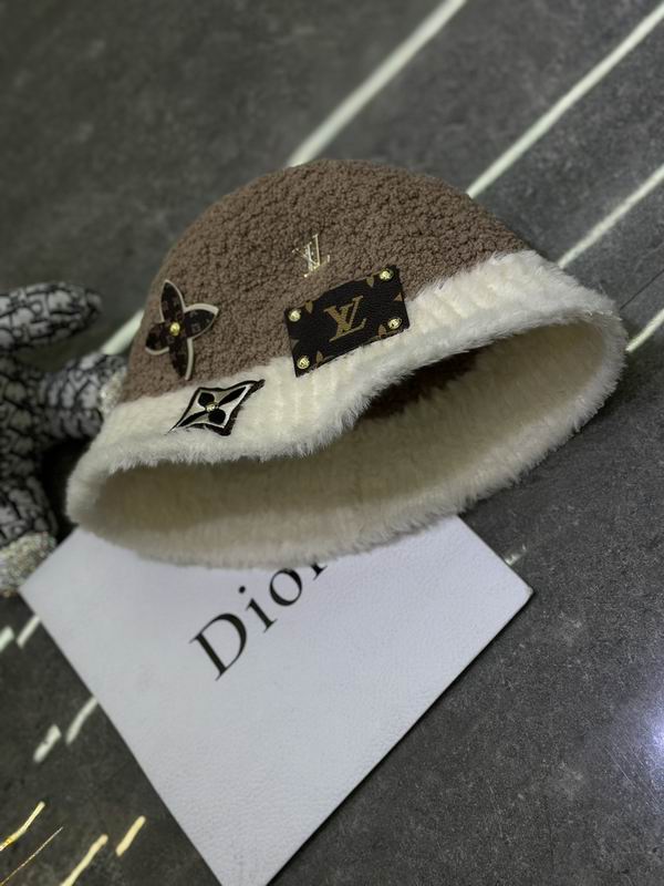 LV Hat dx (526)