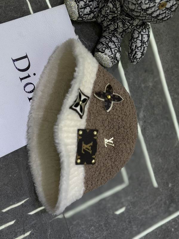 LV Hat dx (527)