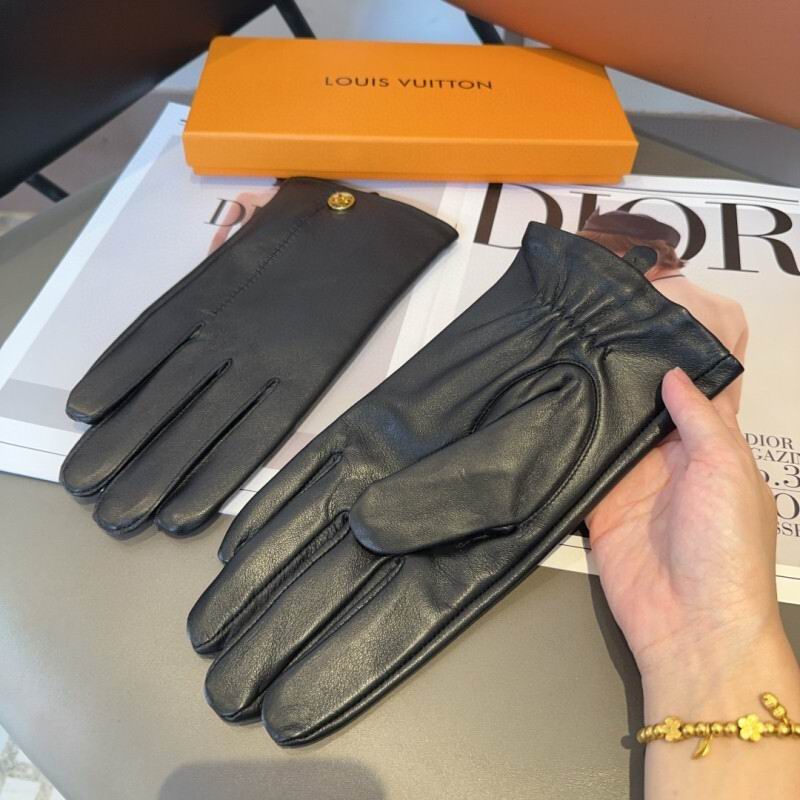 LV Man Gloves hm (89)