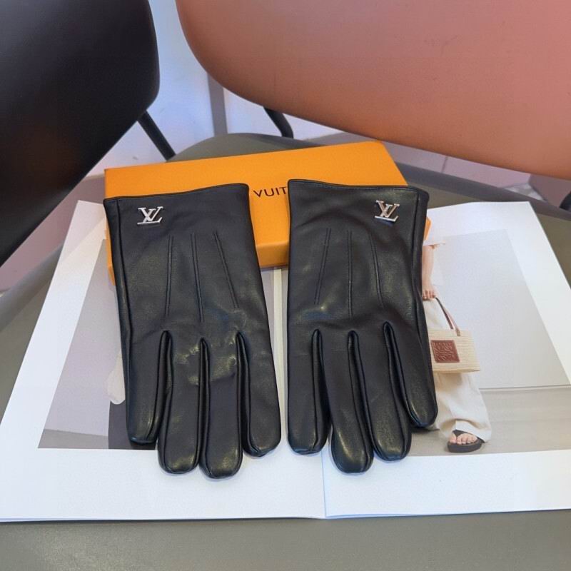 LV Man Gloves hm (93)