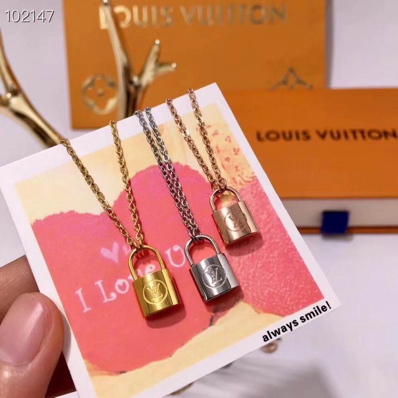 LV Necklace 07yxq06 (2)