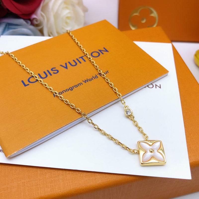 LV Necklace 07yxq10 (1)