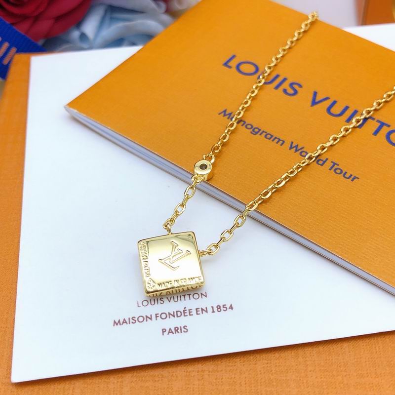 LV Necklace 07yxq10 (3)