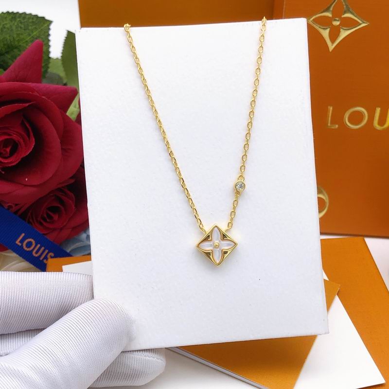LV Necklace 07yxq10 (6)