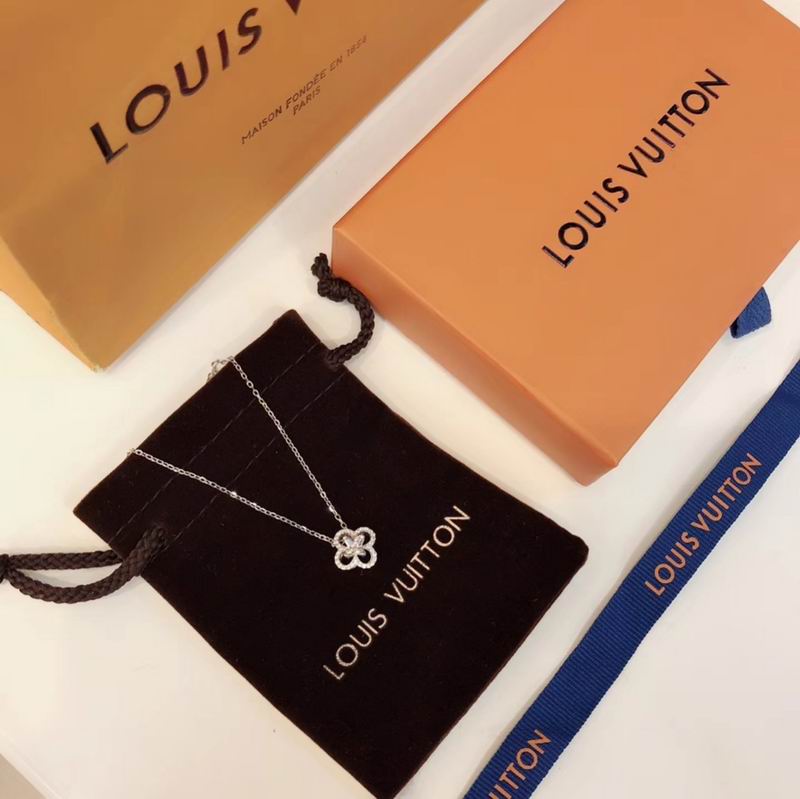 LV Necklace 08yxq01 (7)
