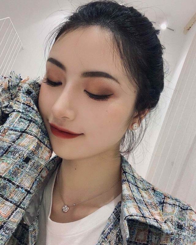 LV Necklace 08yxq02 (8)