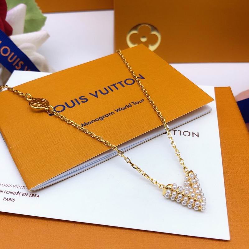 LV Necklace 08yxq08 (2)