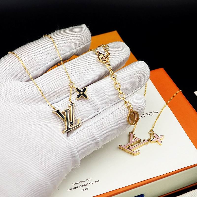LV Necklace 08yxq12 (8)