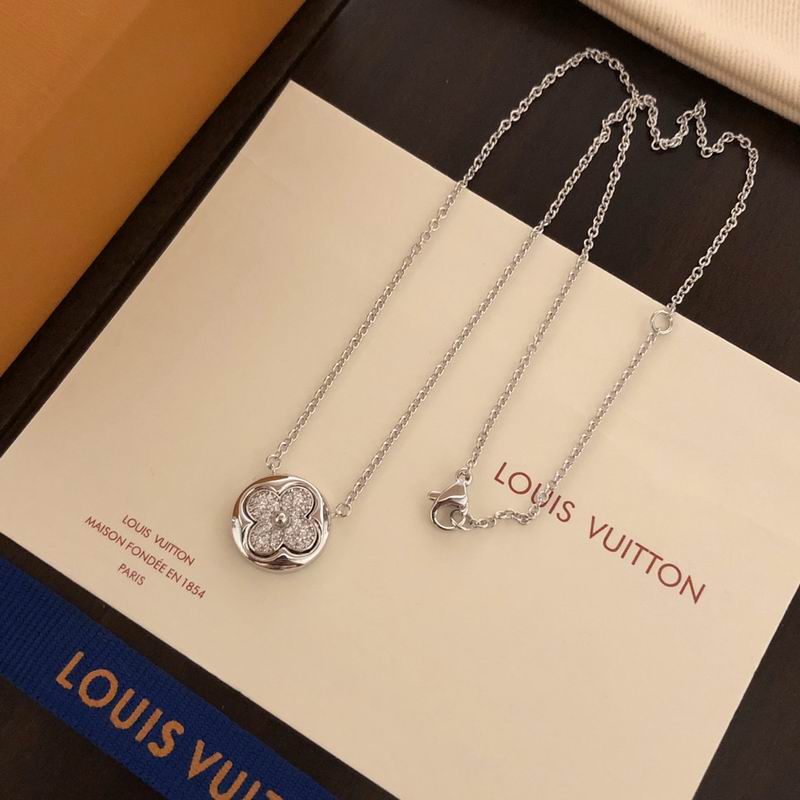 LV Necklace 09yxq04 (1)