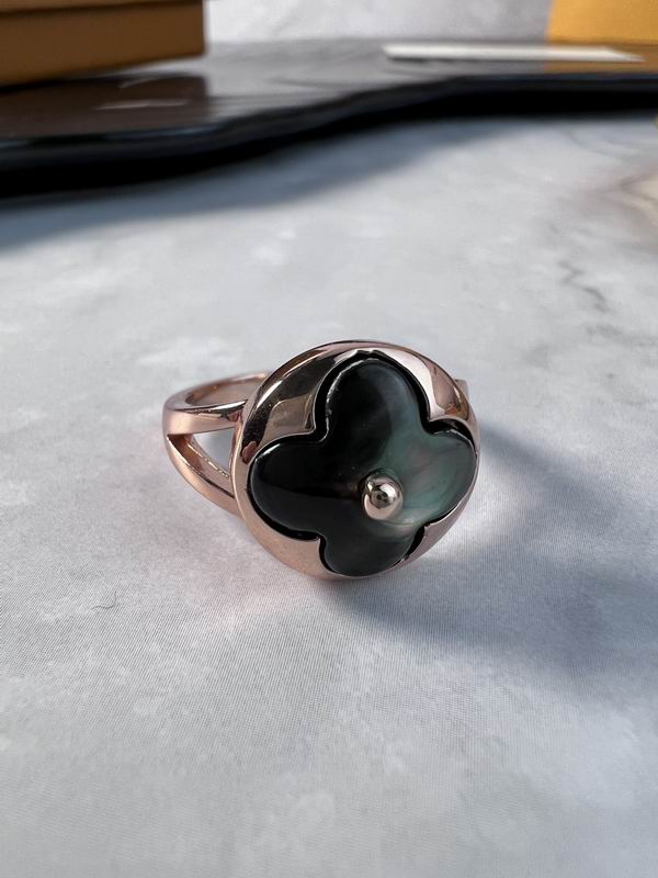 LV Ring 07yxq07 (2)