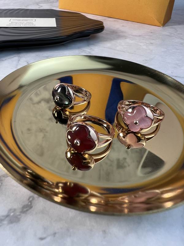 LV Ring 07yxq07 (8)