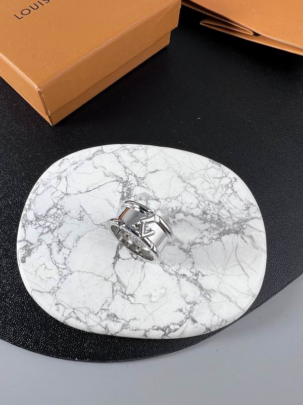 LV Ring 07yxq09 (4)