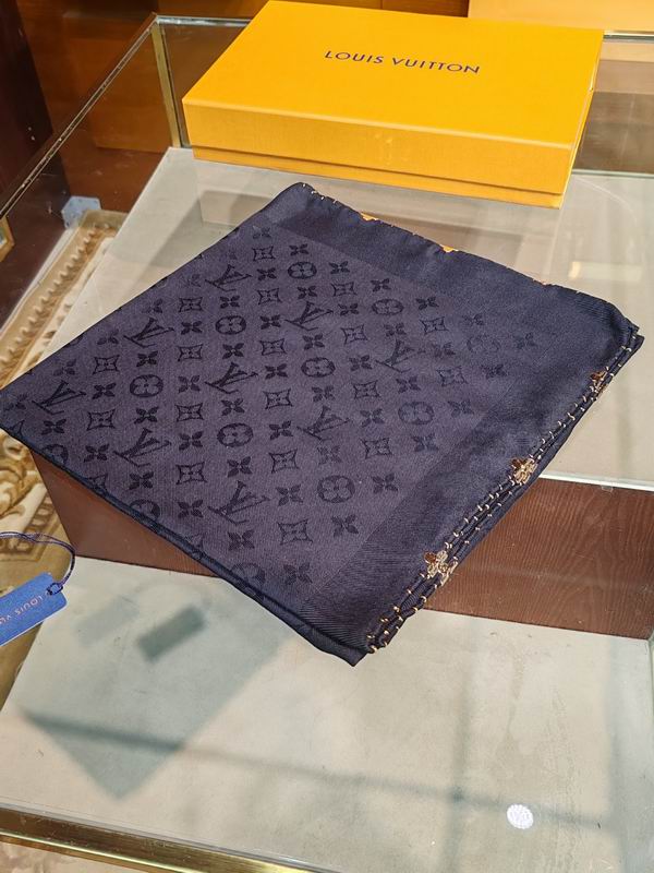 LV Scarf 140X140cm 60%真丝 40%羊毛 E28 (3)