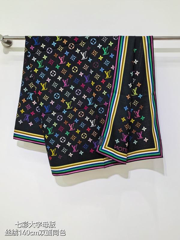 LV Scarf 140X140cm 70%羊绒 30%真丝 E05 (11)