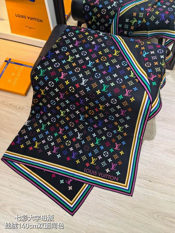 LV Scarf 140X140cm 70%羊绒 30%真丝 E05 (14)