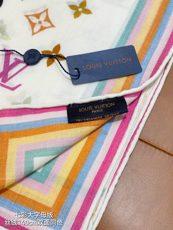 LV Scarf 140X140cm 70%羊绒 30%真丝 E05 (4)