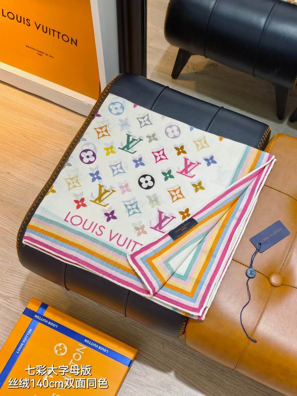 LV Scarf 140X140cm 70%羊绒 30%真丝 E05 (7)