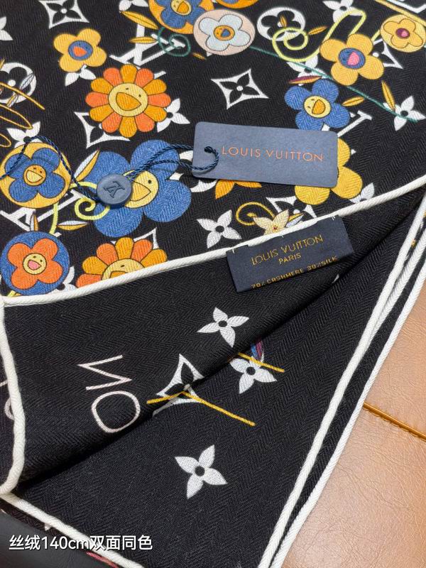 LV Scarf 140X140cm 70%羊绒30%真丝 E32 (14)