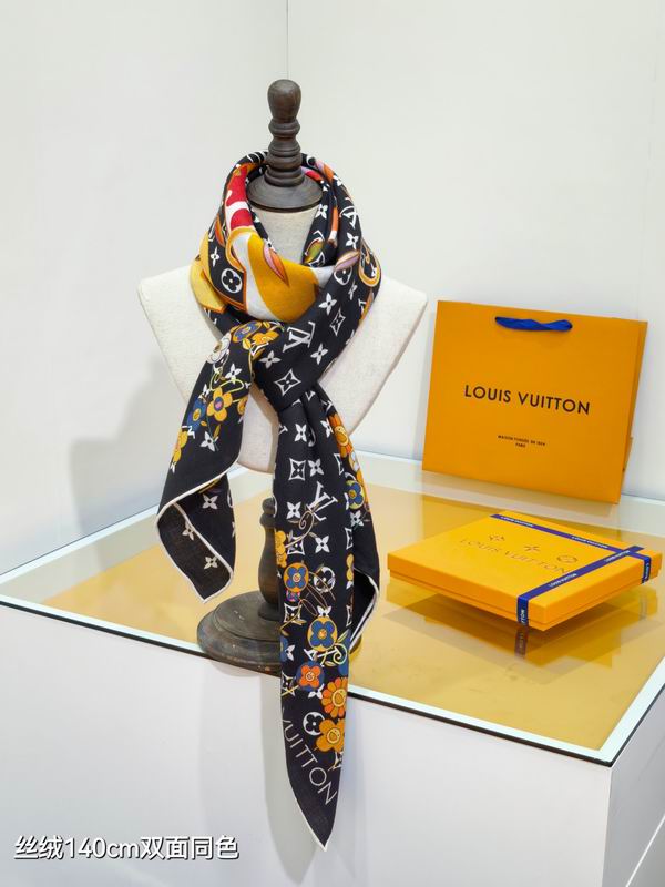 LV Scarf 140X140cm 70%羊绒30%真丝 E32 (16)