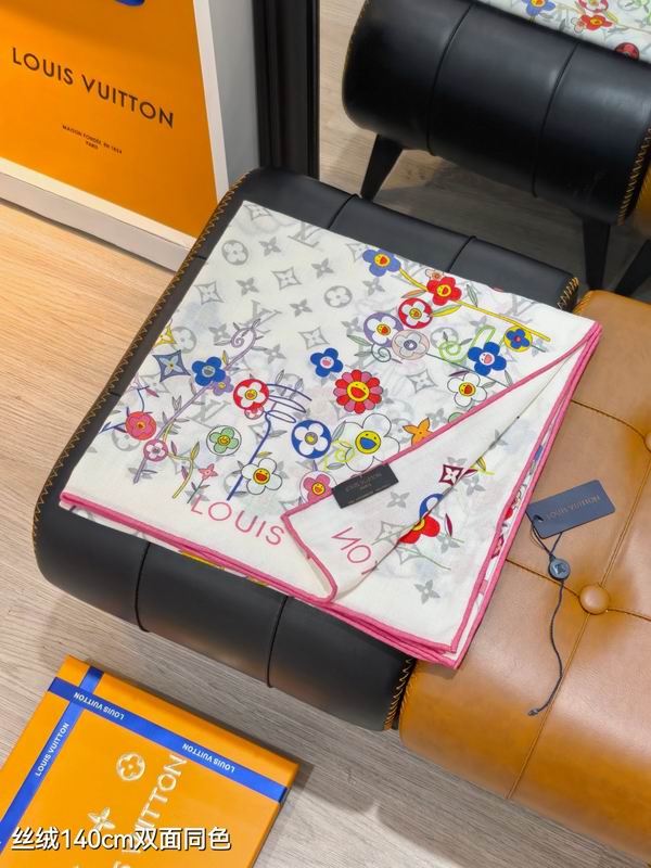 LV Scarf 140X140cm 70%羊绒30%真丝 E32 (3)