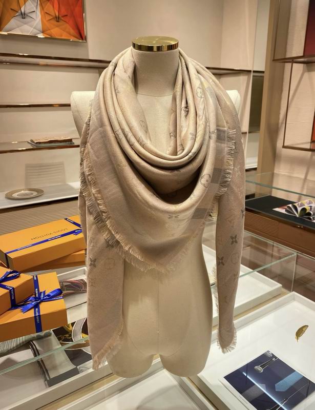 LV Scarf E45 (4)