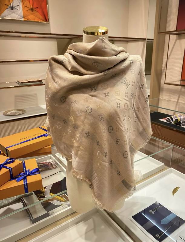 LV Scarf E45 (9)