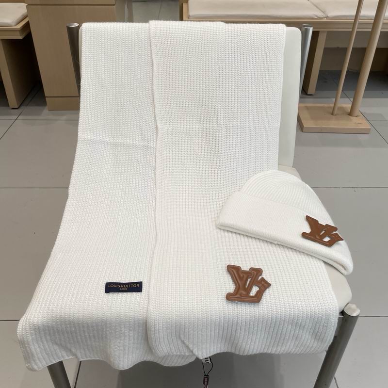 LV Scarf hat (356)