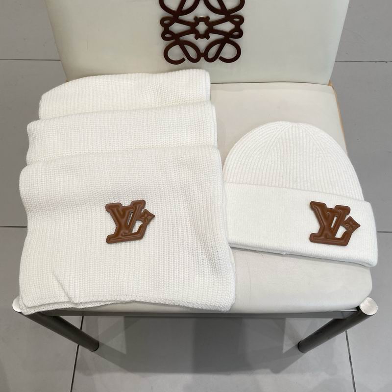 LV Scarf hat (361)