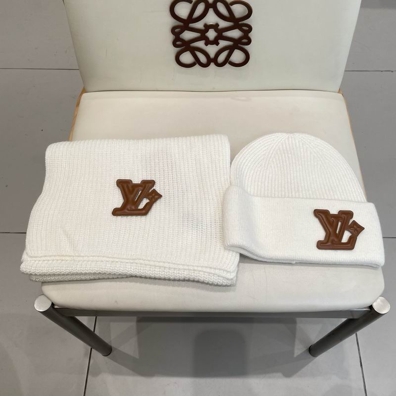 LV Scarf hat (362)
