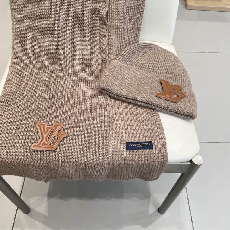 LV Scarf hat (363)