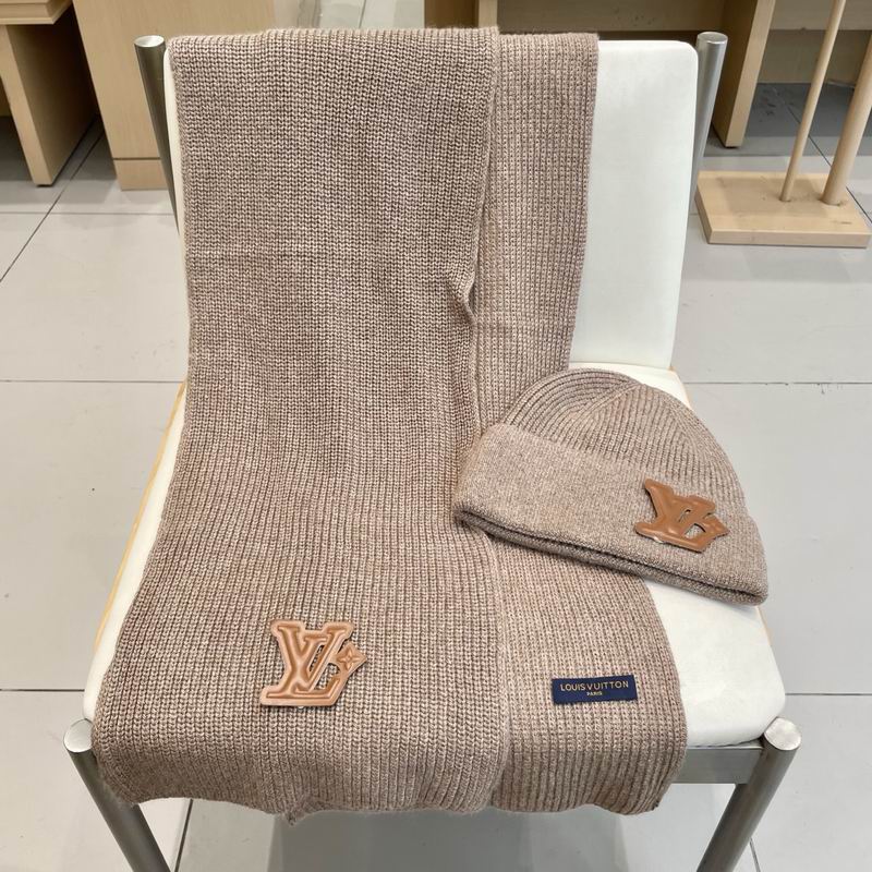 LV Scarf hat (364)