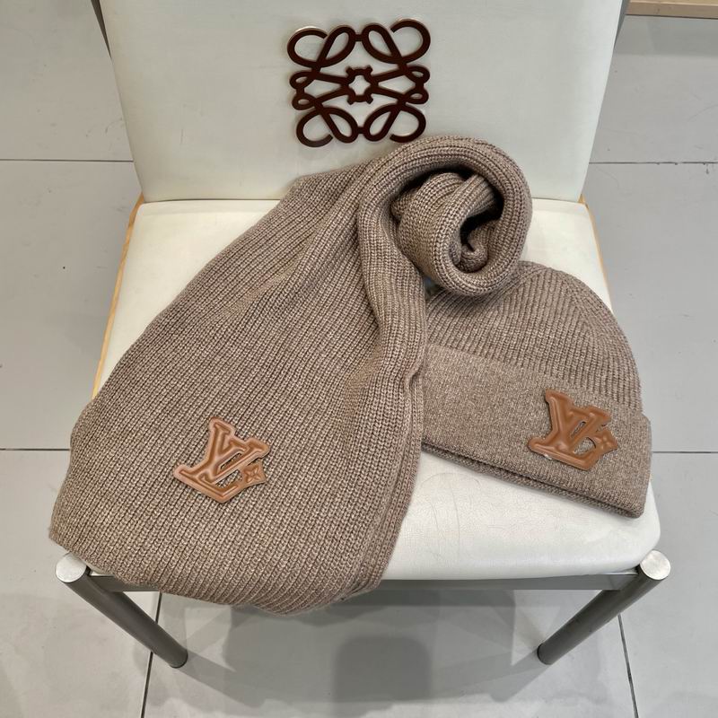 LV Scarf hat (368)