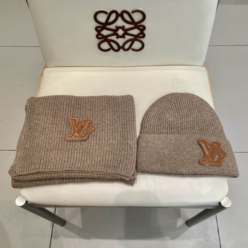 LV Scarf hat (371)