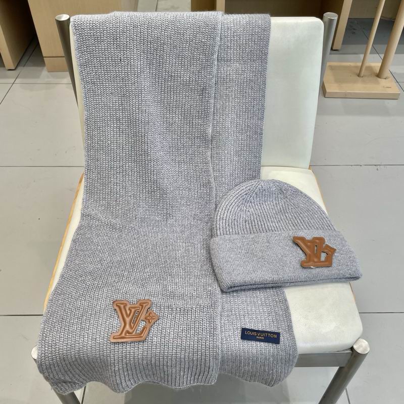LV Scarf hat (373)