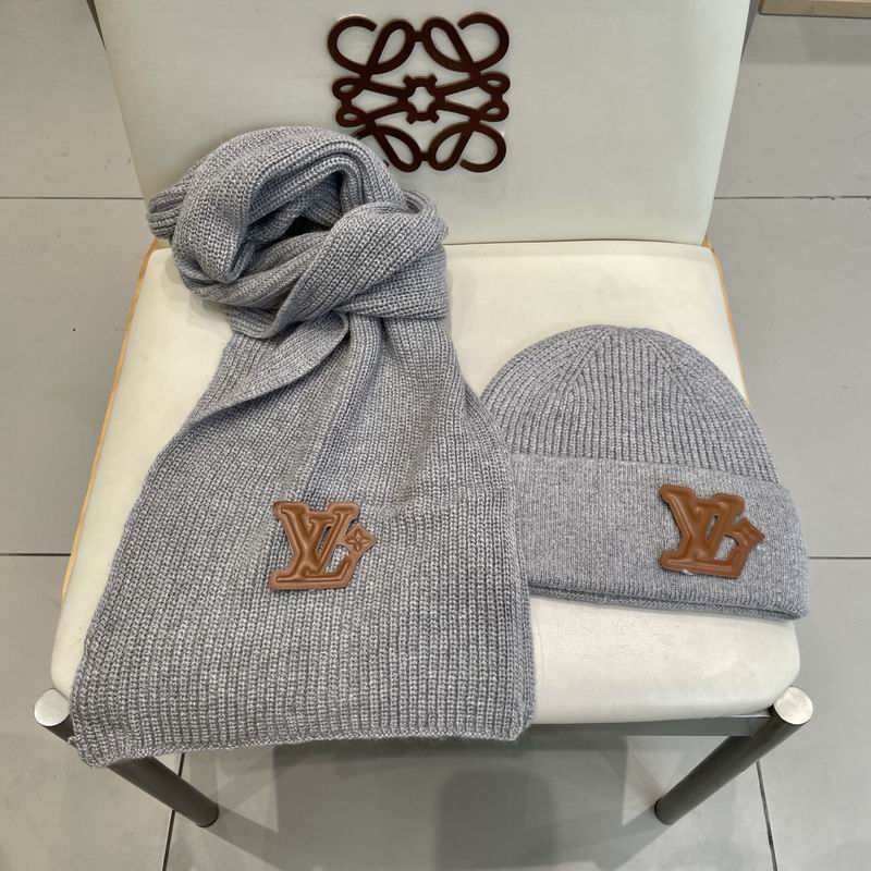 LV Scarf hat (375)
