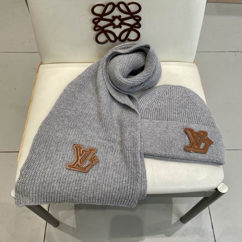 LV Scarf hat (378)