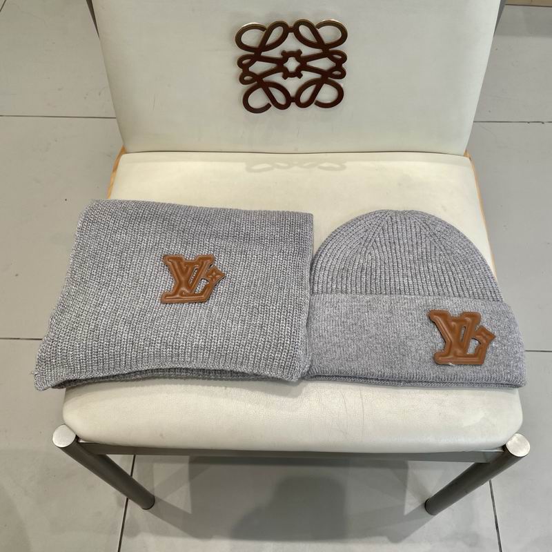 LV Scarf hat (380)