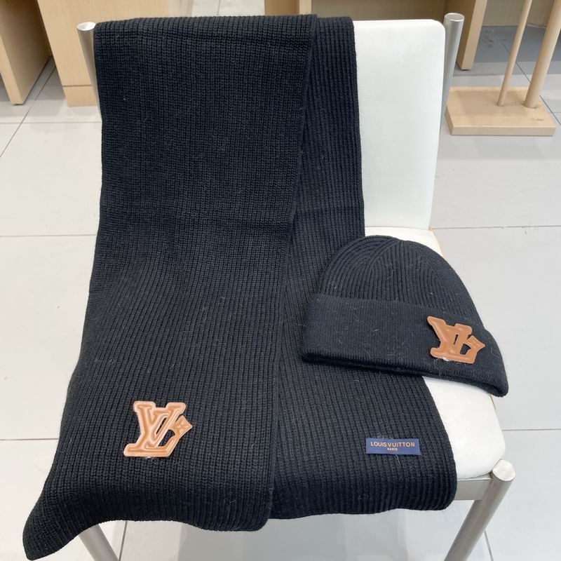 LV Scarf hat (382)