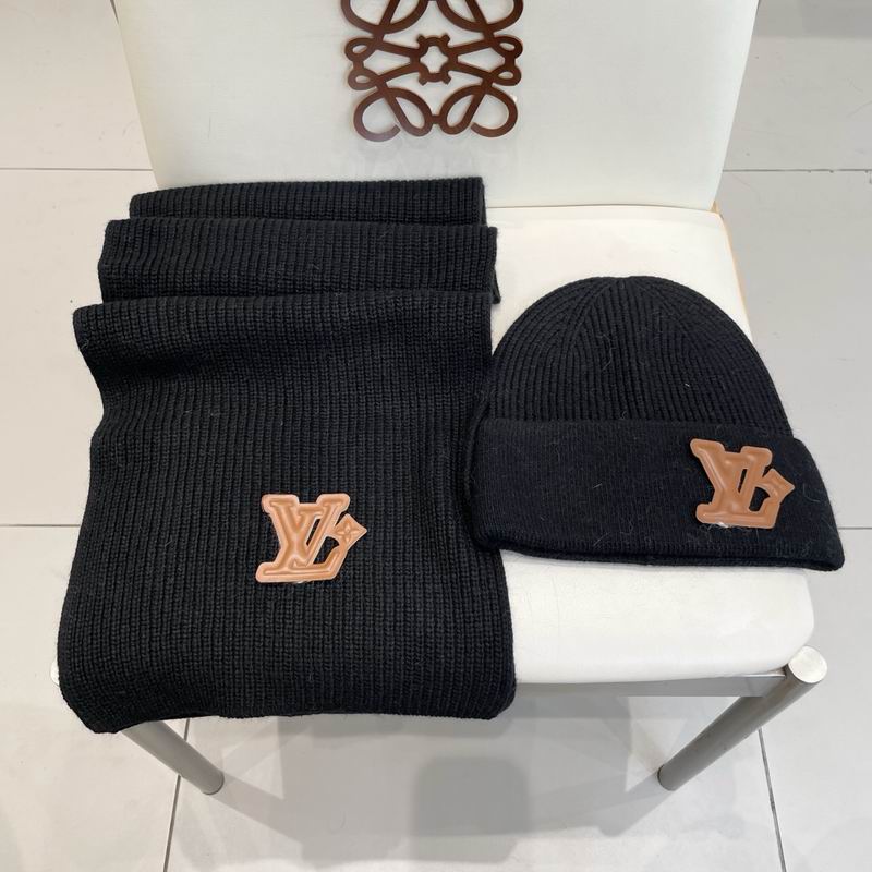 LV Scarf hat (386)