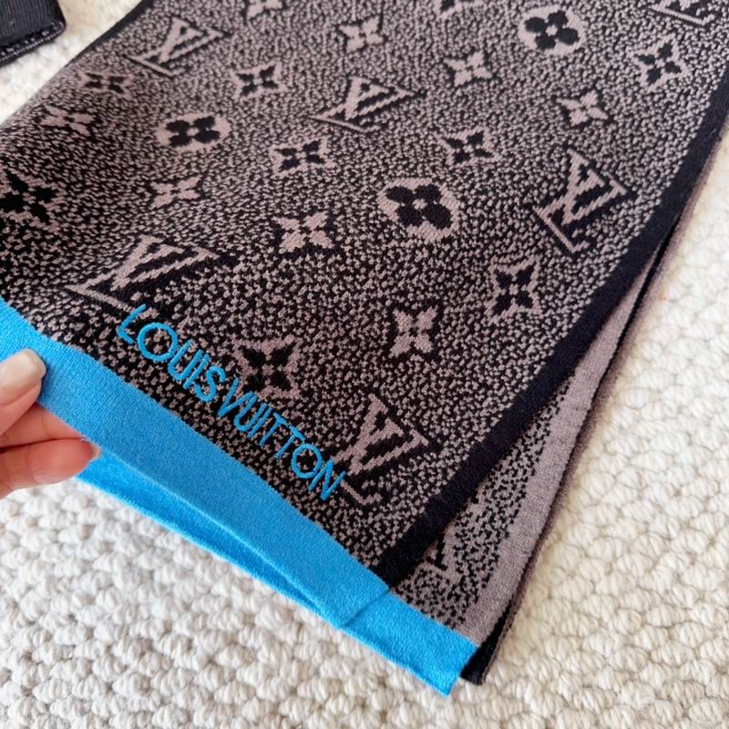 LV Scarf hat (490)