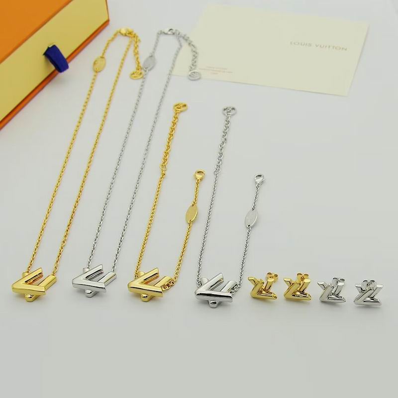 LV Suits 07yxq07 (1)