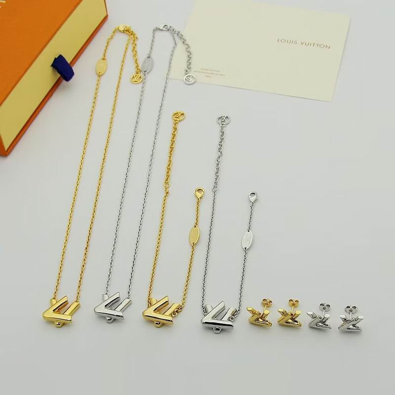 LV Suits 07yxq07 (2)