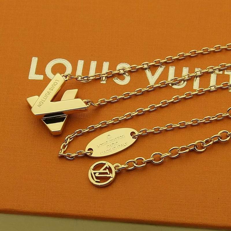 LV Suits 07yxq07 (9)